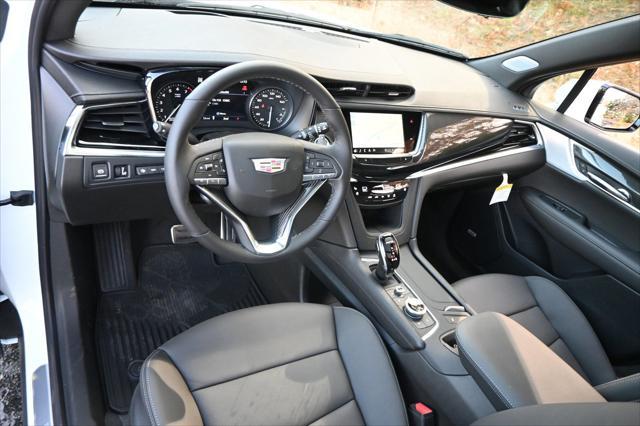 new 2025 Cadillac XT6 car