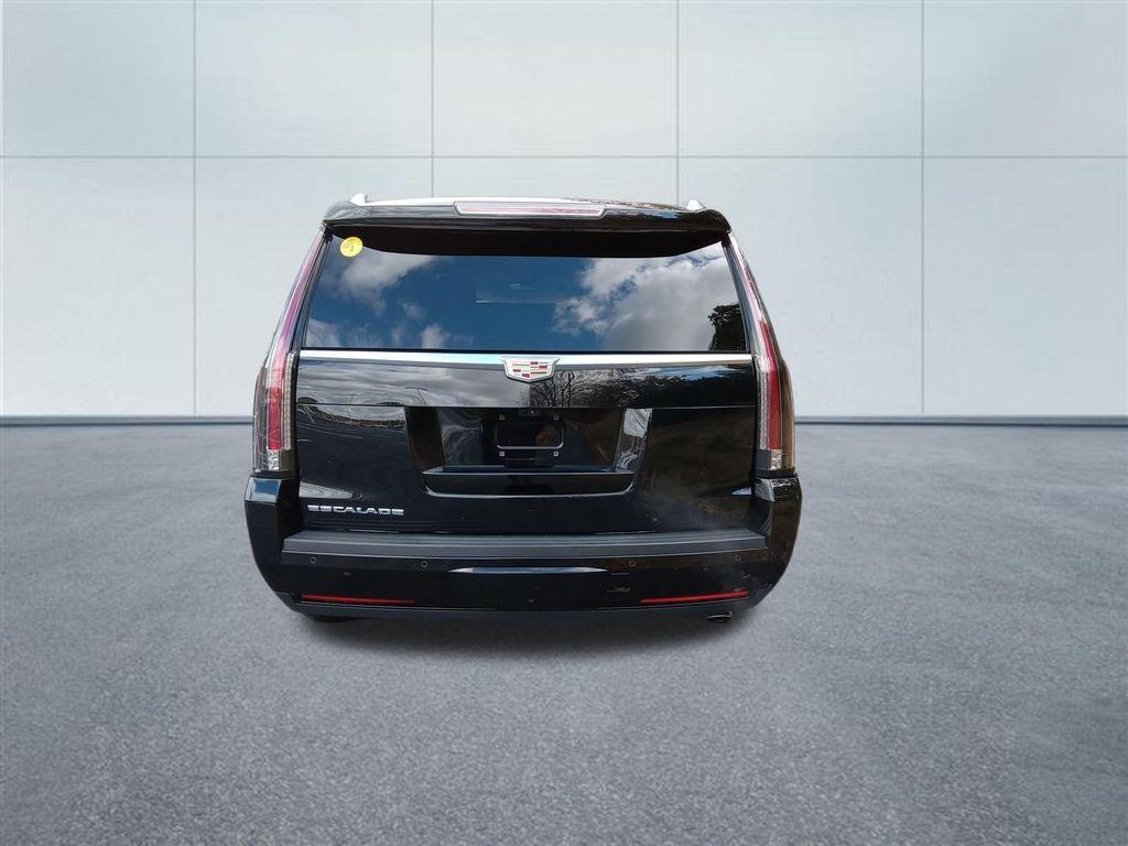 used 2020 Cadillac Escalade ESV car, priced at $48,019