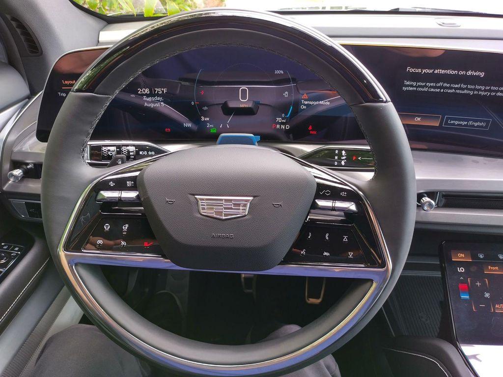 new 2026 Cadillac VISTIQ car, priced at $79,715