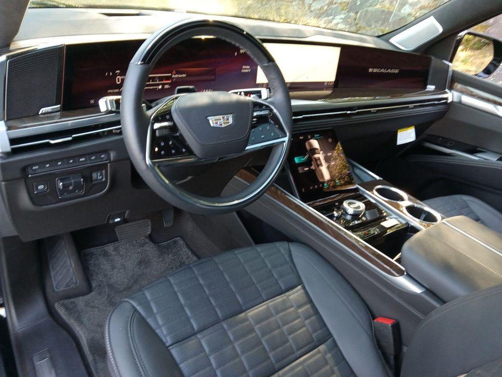 used 2025 Cadillac Escalade car, priced at $125,999
