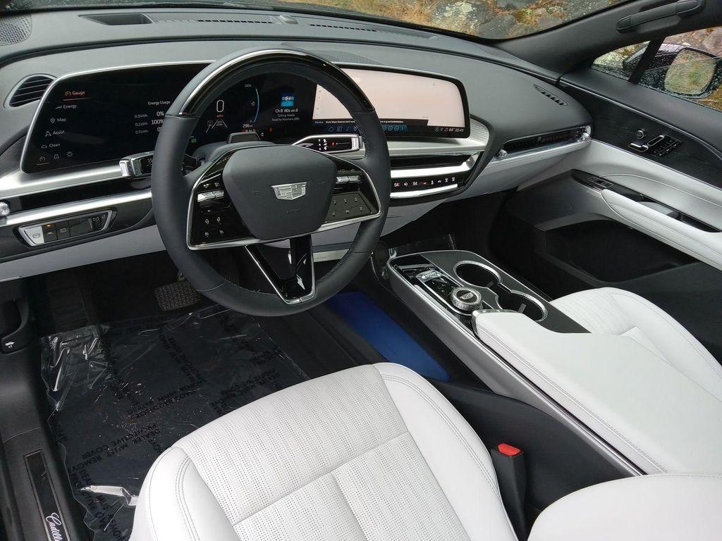 used 2025 Cadillac LYRIQ car, priced at $56,951