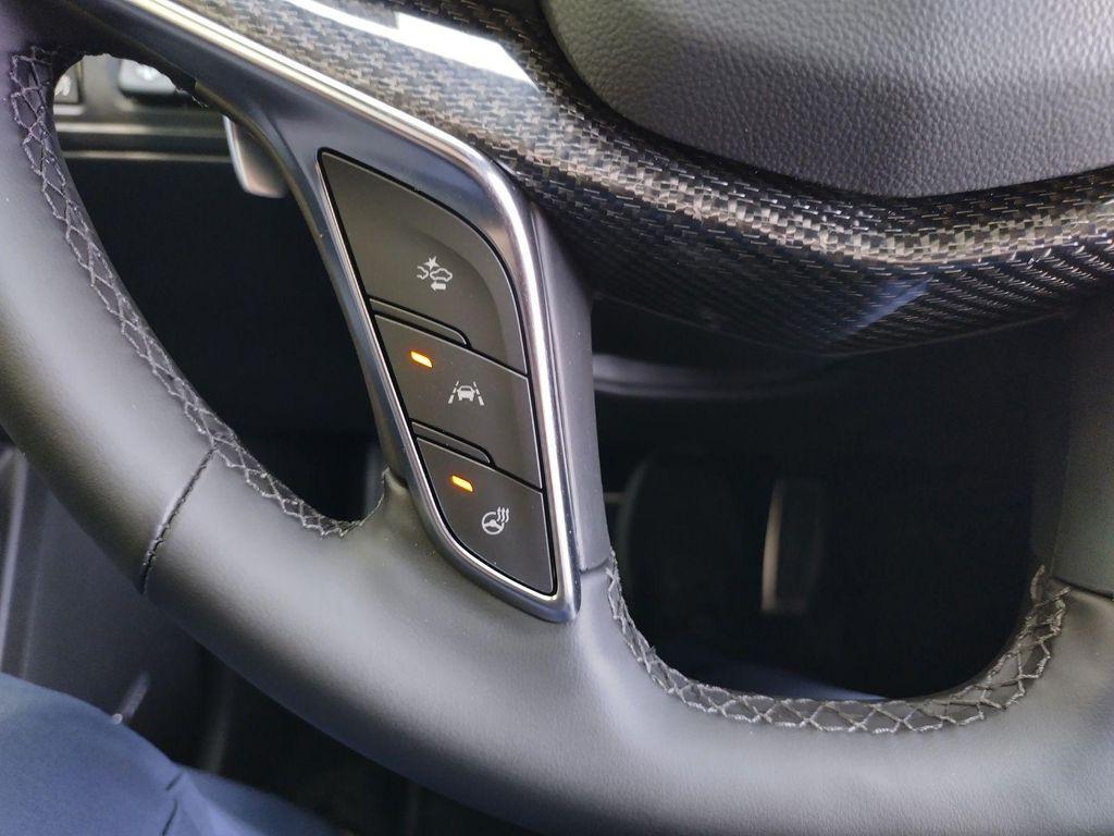 new 2025 Cadillac XT5 car, priced at $69,029