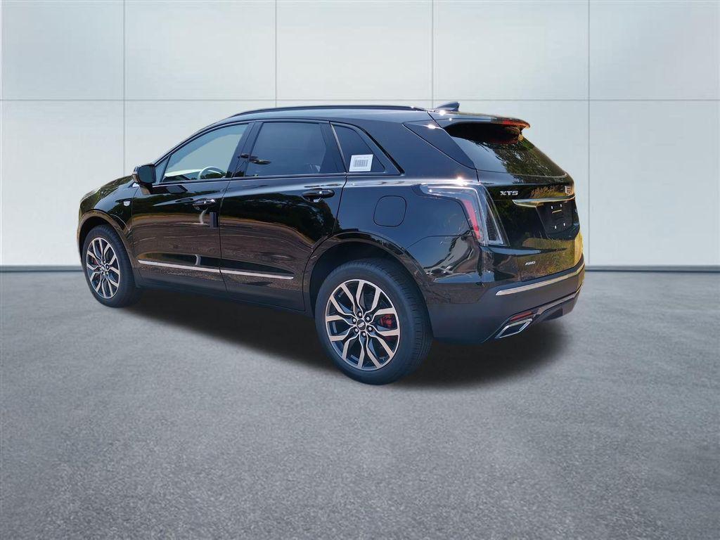new 2025 Cadillac XT5 car, priced at $69,029