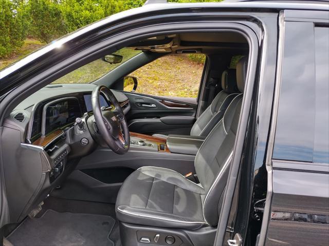 used 2022 Cadillac Escalade car, priced at $62,994