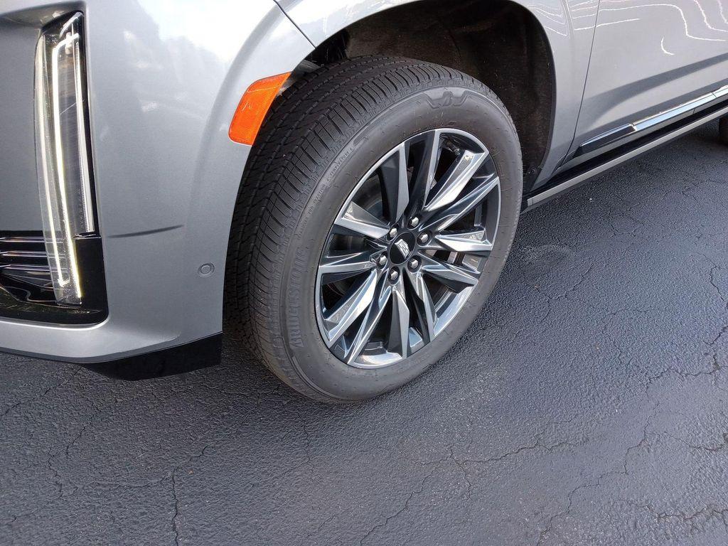 used 2022 Cadillac Escalade car, priced at $66,809
