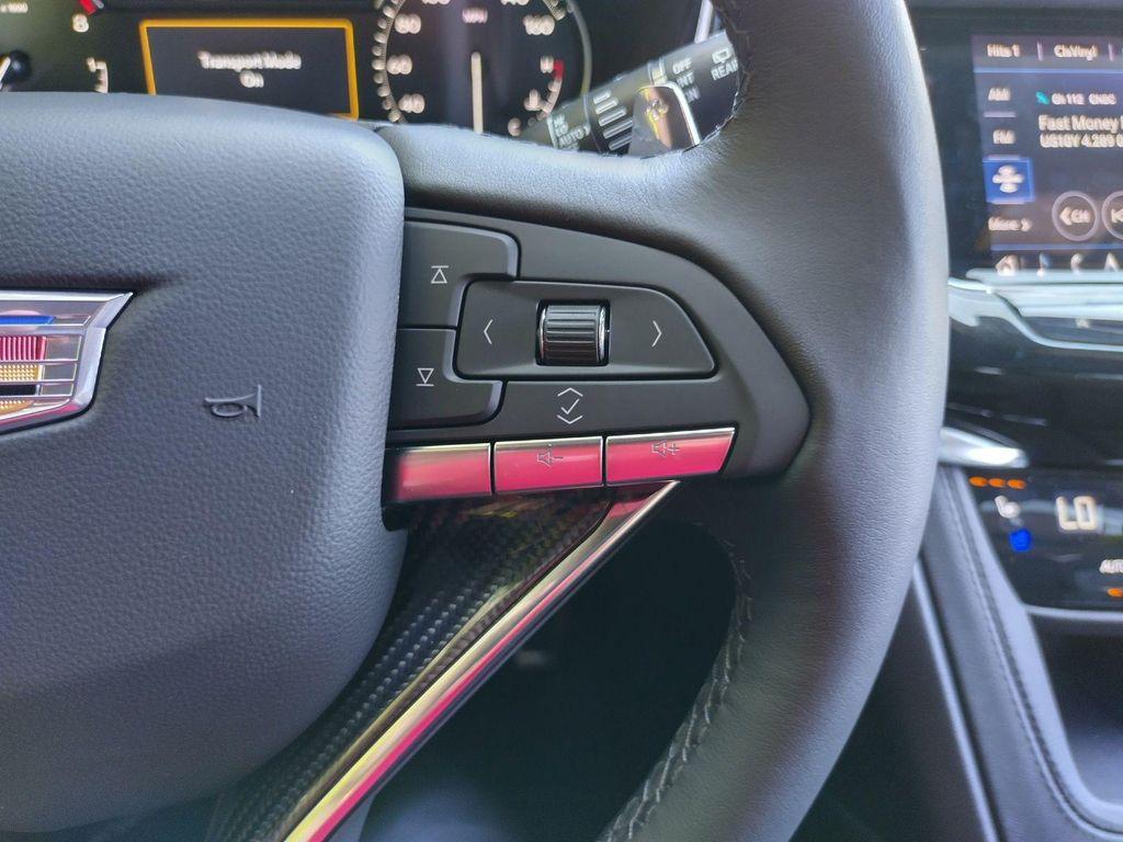 new 2025 Cadillac XT6 car, priced at $66,323