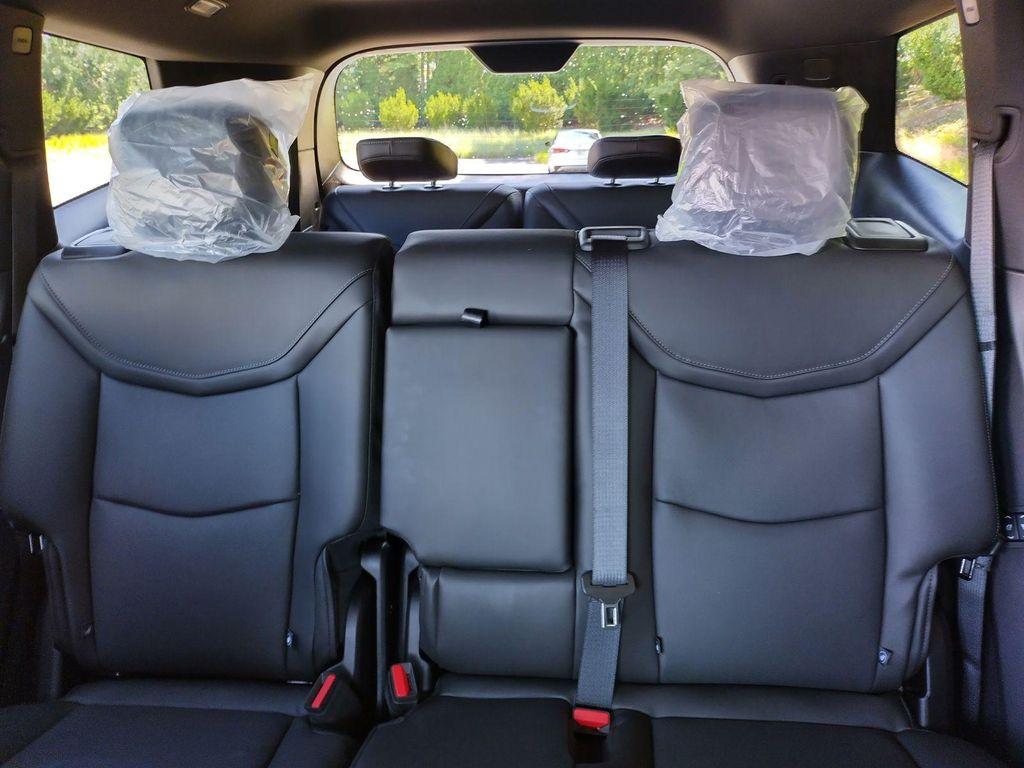 new 2025 Cadillac XT6 car, priced at $66,323