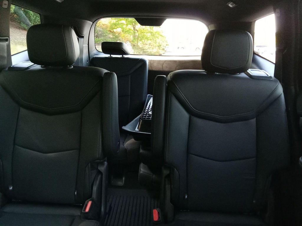 used 2024 Cadillac XT6 car, priced at $49,861