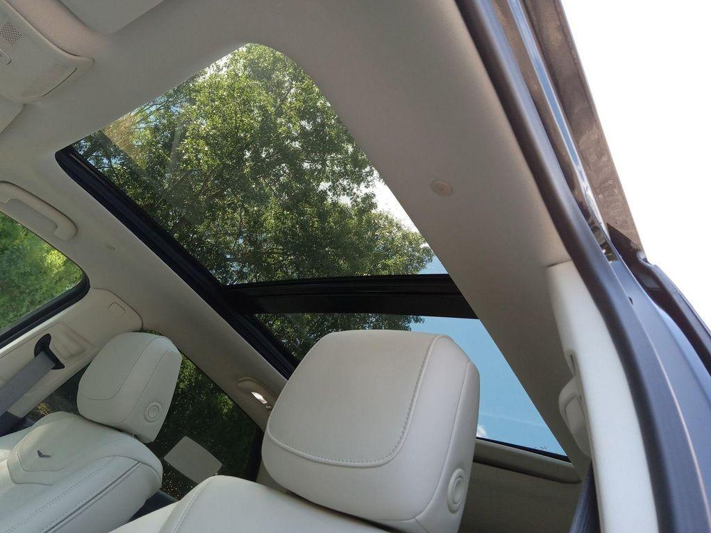 new 2025 Cadillac XT5 car, priced at $57,190