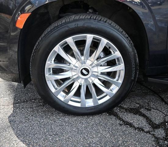 used 2022 Cadillac Escalade ESV car, priced at $65,961