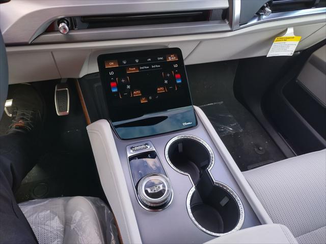 new 2026 Cadillac VISTIQ car