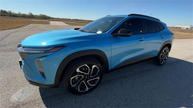 used 2025 Chevrolet Trax car, priced at $24,902