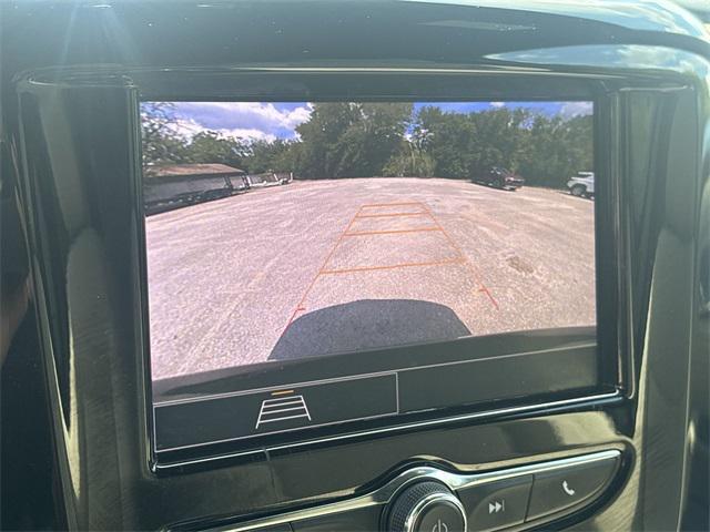 used 2022 Chevrolet Traverse car, priced at $23,991