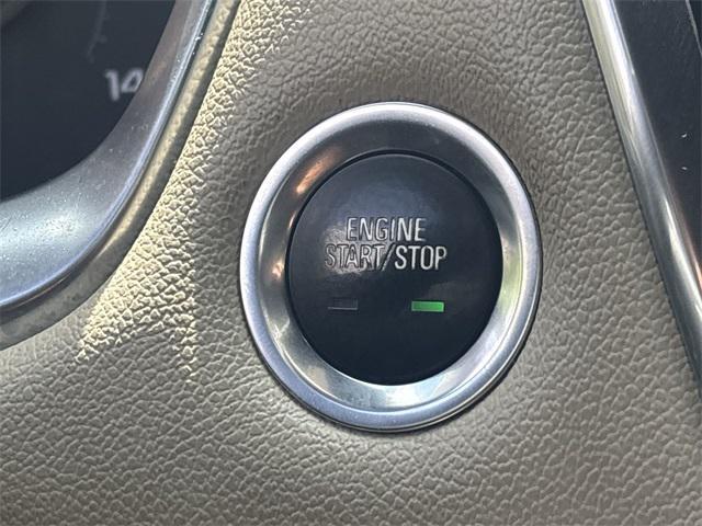 used 2022 Chevrolet Traverse car, priced at $23,991