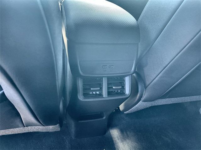 used 2025 Chevrolet Equinox car, priced at $27,000