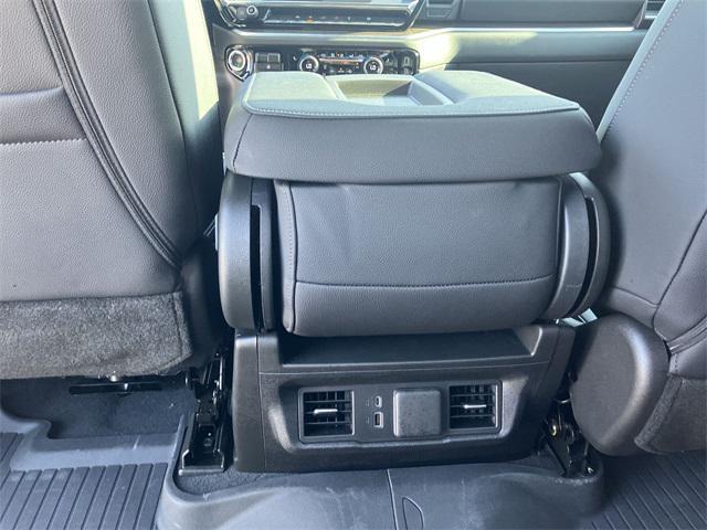 new 2025 Chevrolet Silverado 1500 car, priced at $63,992