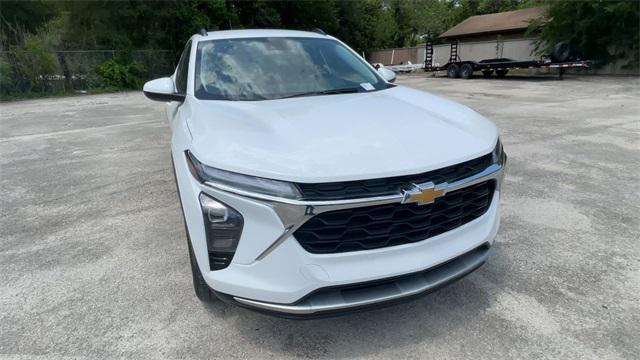 used 2024 Chevrolet Trax car, priced at $23,500
