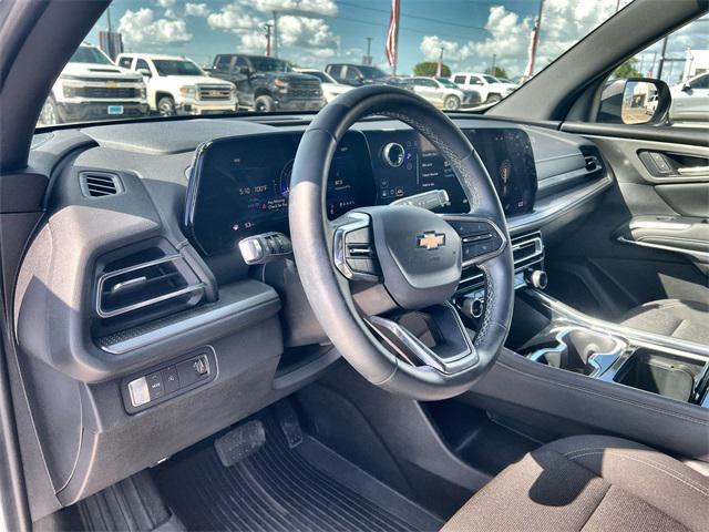 used 2024 Chevrolet Traverse car, priced at $37,500