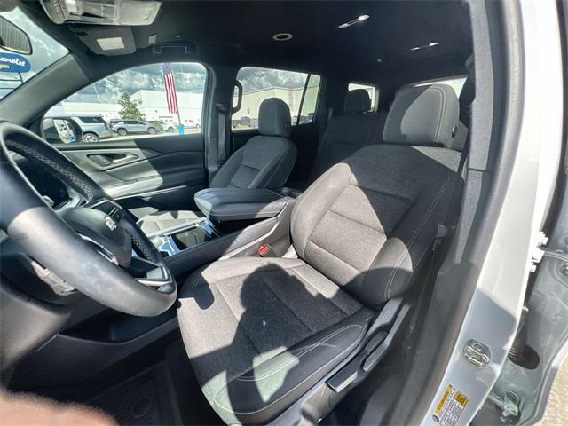 used 2024 Chevrolet Traverse car, priced at $37,500
