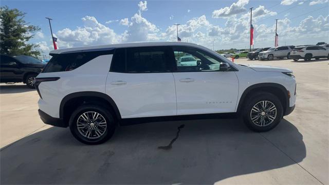 used 2024 Chevrolet Traverse car, priced at $37,500