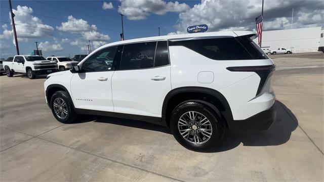used 2024 Chevrolet Traverse car, priced at $37,500