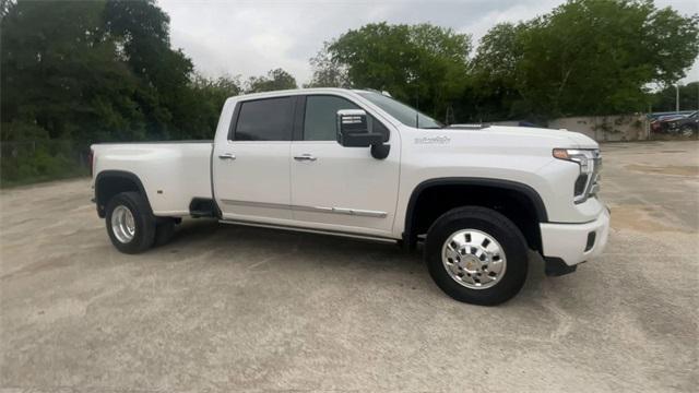 used 2024 Chevrolet Silverado 3500 car, priced at $71,000