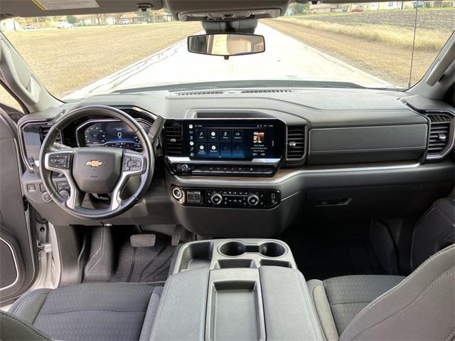 used 2022 Chevrolet Silverado 1500 car, priced at $36,900