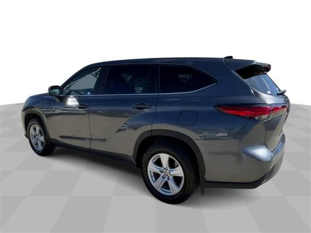 used 2023 Toyota Highlander car, priced at $32,300