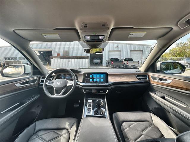 used 2024 Volkswagen Atlas car, priced at $32,500