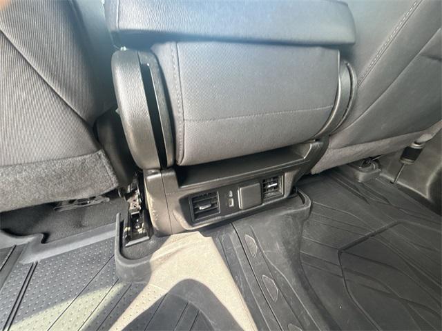 used 2024 Chevrolet Silverado 1500 car, priced at $40,800