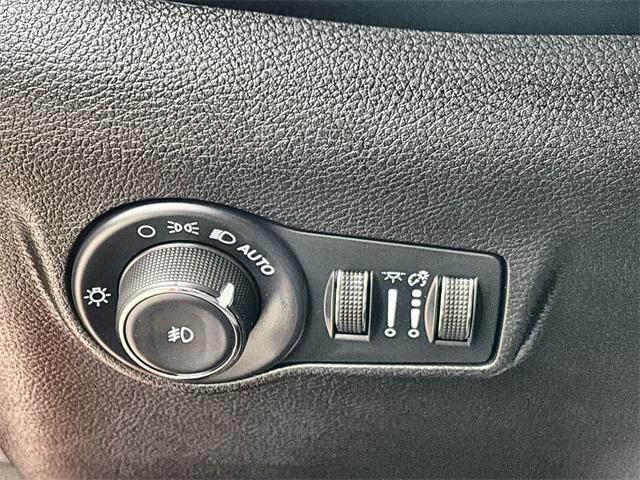 used 2022 Jeep Compass car, priced at $21,200