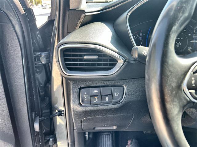 used 2020 Hyundai Santa Fe car, priced at $21,000