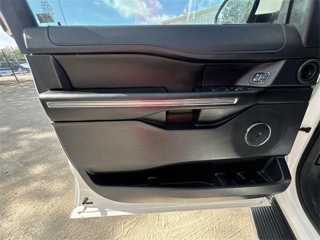 used 2021 Ford Expedition car, priced at $27,500