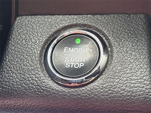 used 2021 Ford Expedition car, priced at $27,500