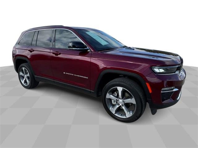 used 2024 Jeep Grand Cherokee car, priced at $41,500