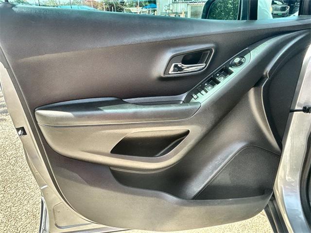 used 2022 Chevrolet Trax car, priced at $16,991