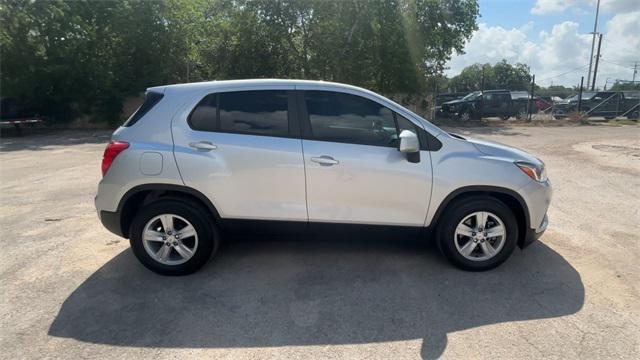used 2022 Chevrolet Trax car, priced at $16,991