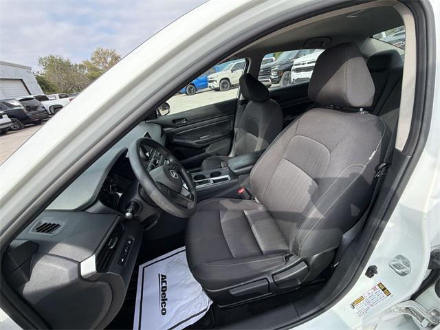 used 2023 Nissan Altima car, priced at $18,002