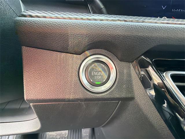 used 2025 Chevrolet Traverse car, priced at $51,002