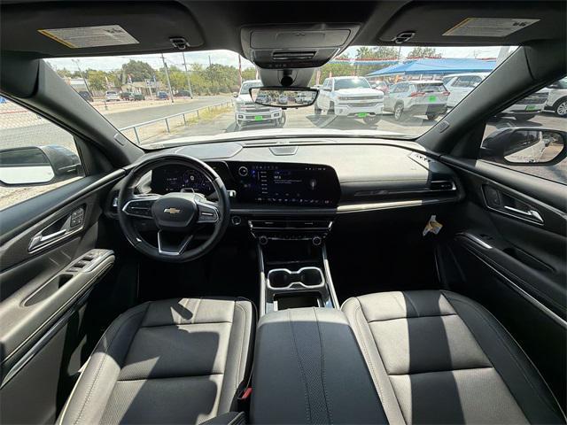 used 2025 Chevrolet Traverse car, priced at $51,002
