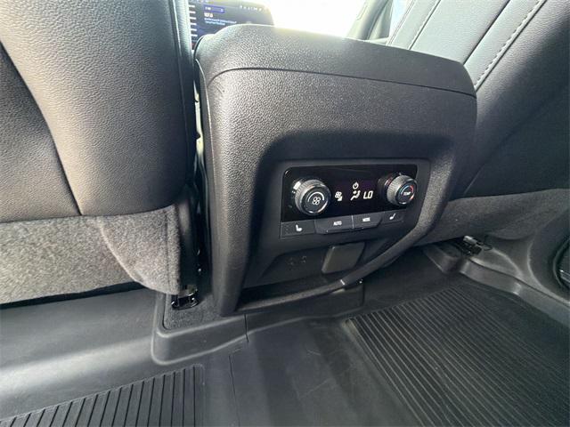 used 2025 Chevrolet Traverse car, priced at $51,002