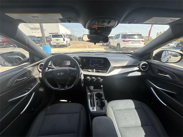 used 2025 Chevrolet Trax car, priced at $23,500