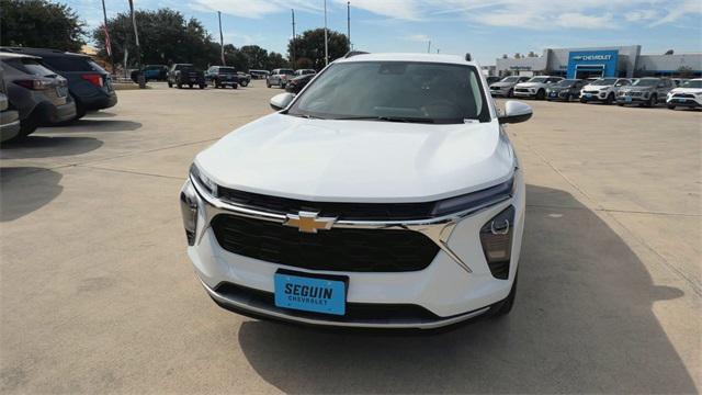 used 2025 Chevrolet Trax car, priced at $22,000