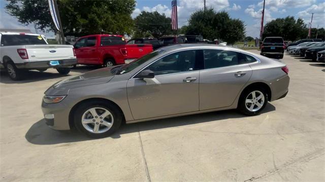 used 2022 Chevrolet Malibu car, priced at $19,250