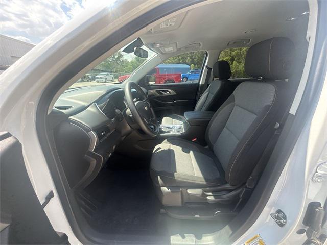 used 2021 Chevrolet Traverse car, priced at $22,995
