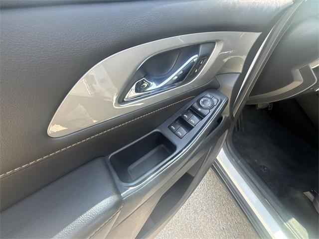 used 2021 Chevrolet Traverse car, priced at $22,995