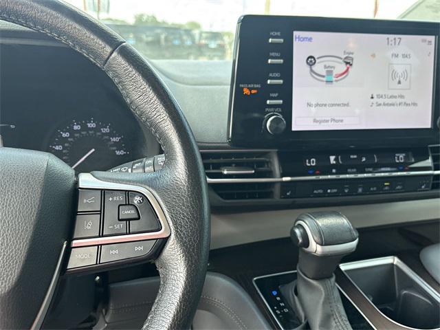 used 2023 Toyota Sienna car, priced at $31,002