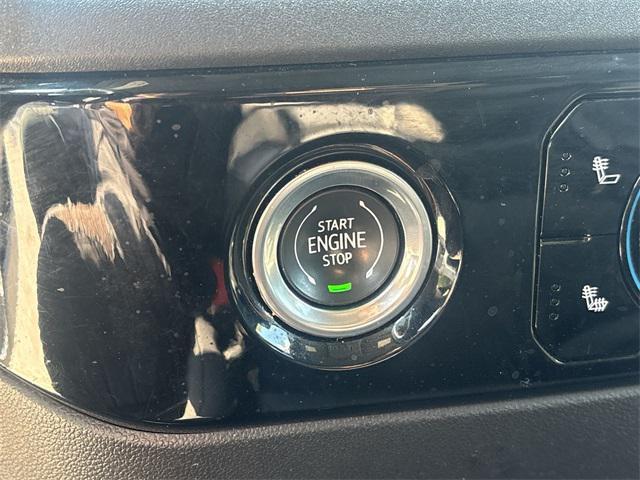 used 2024 Chevrolet Silverado 1500 car, priced at $34,000