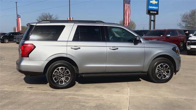 used 2024 Ford Expedition car, priced at $48,000
