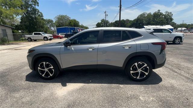 used 2025 Chevrolet Trax car, priced at $24,000